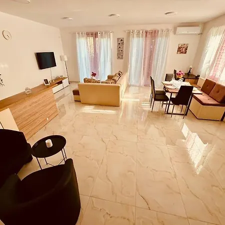 Botanical House Σπίτι διακοπών Σκόπια